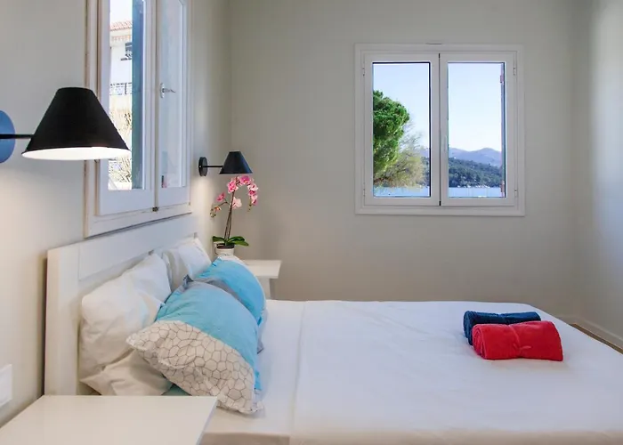 Waterfront Apartament